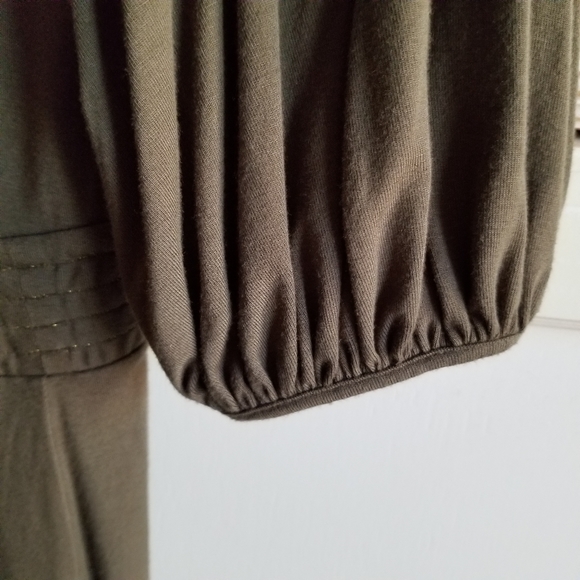 EUC- BCBG MAXAZRIA Top - Picture 3 of 6